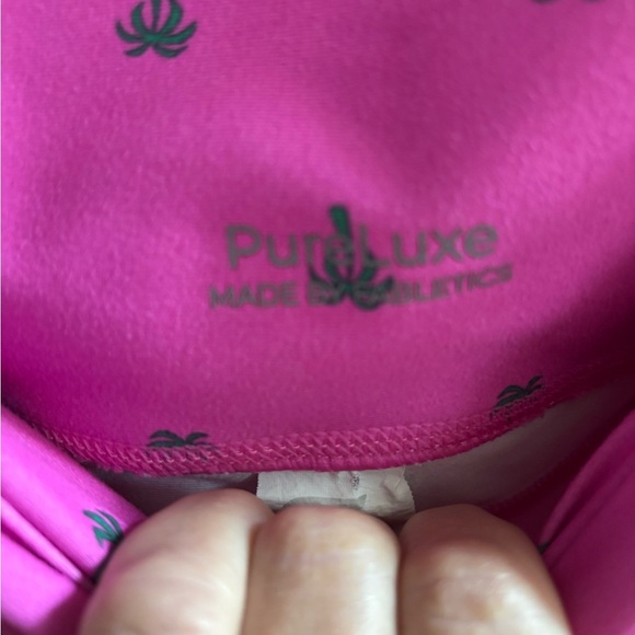 Fabletics Oasis High-Waisted Capri Pink Escape Palm sz M - Picture 6 of 8